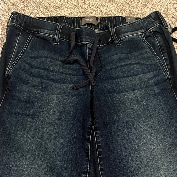 NWT Torrid Pull On Jeans 0R - Picture 2 of 6